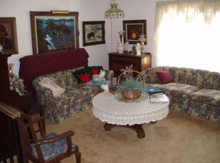 49 Wrangler Rd, Simi Valley, CA 93065