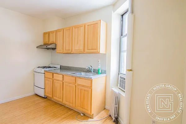 Rented by Nolita Group | media 15