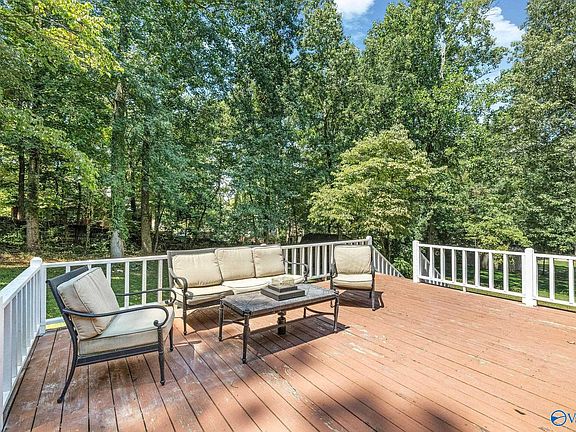 4th image of 237 Bellefonte Cir