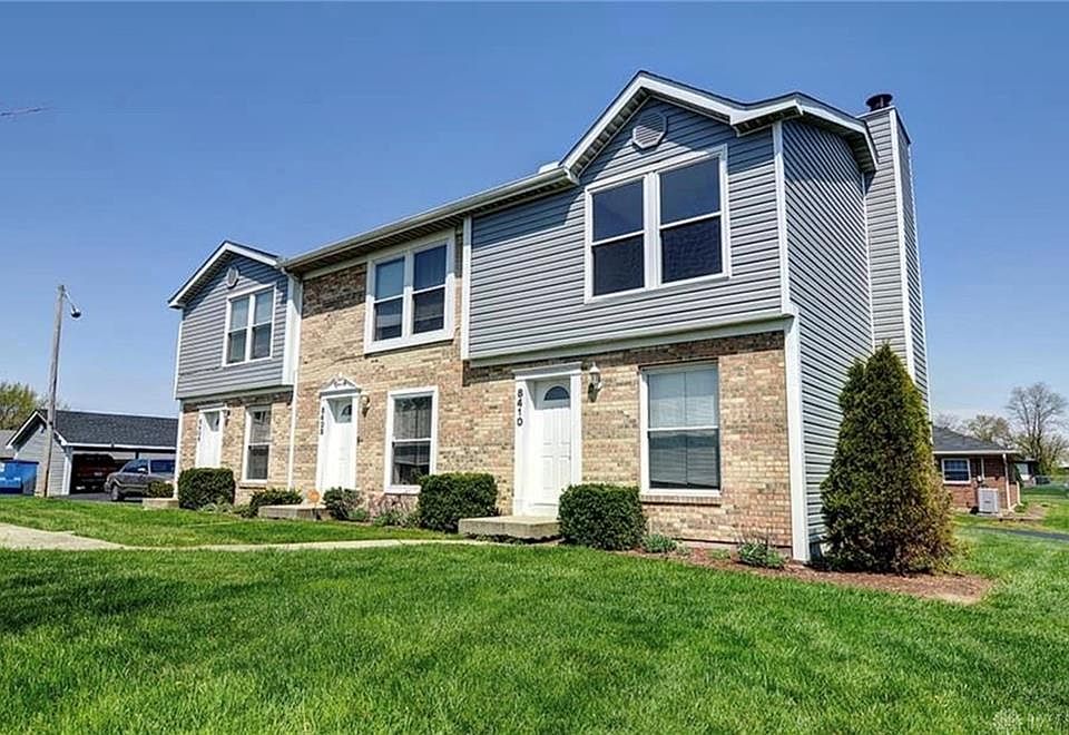 1st image of 8402 Woodgrove Ct