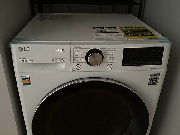4th image of 1569 Lexington Ave APT 9