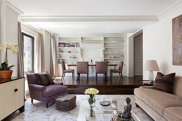 Sold by Sloane Square | media 15