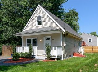 868 Woodlawn Avenue Ext, Bridgeport, CT 06606