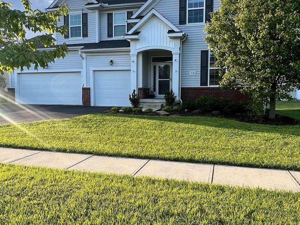 1st image of 718 Gallop Ln