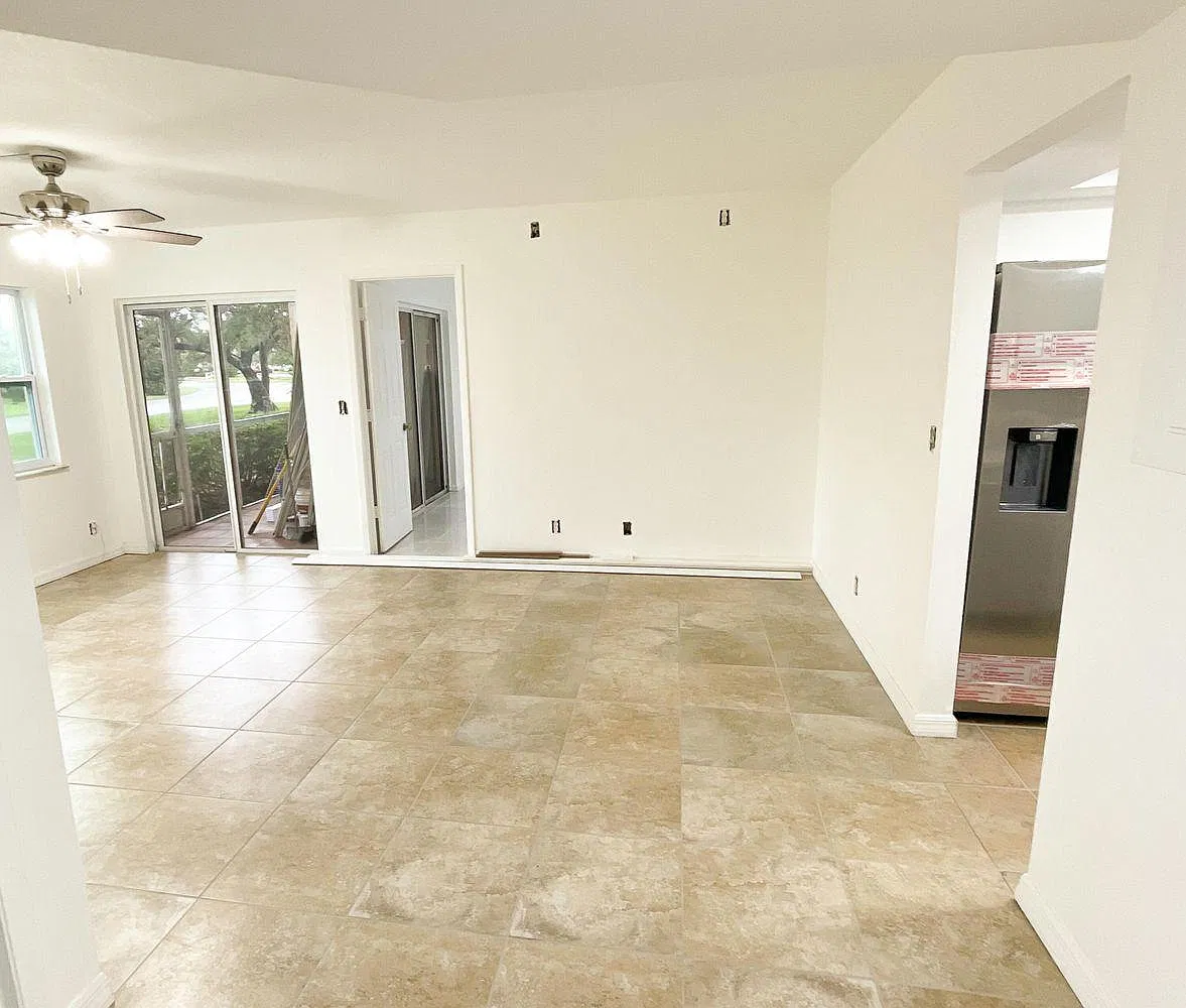 2 bed, 782 sqft, $1,975 — Photo 4