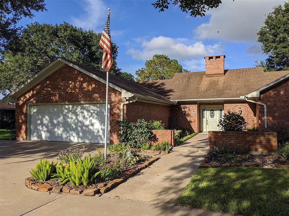 1st image of 1704 Live Oak Ln