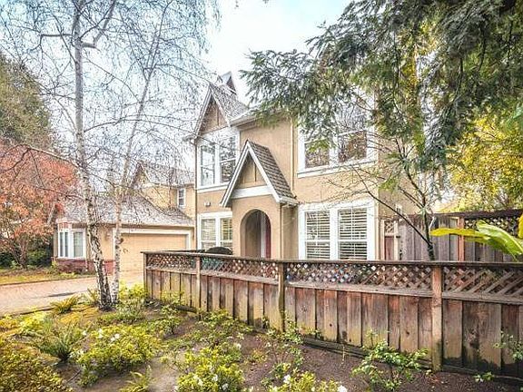 2nd image of 707 Valparaiso Ave