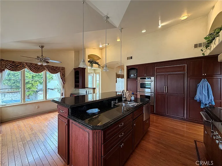 27605 Warrior Dr — Photo 3