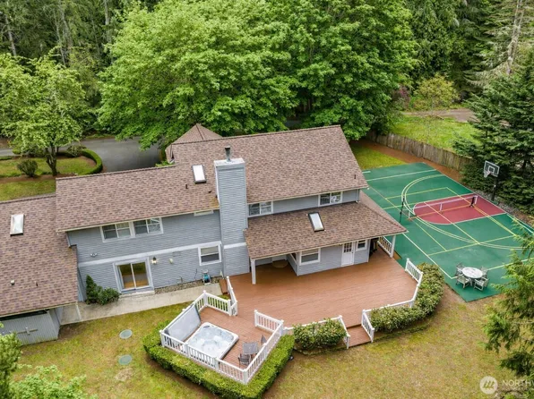 703 245th Place NE, Sammamish, WA 98074