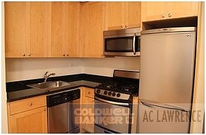 3rd image of 118 W 13th St