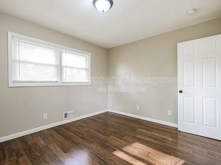 5362 Montezuma Dr SW — Photo 14
