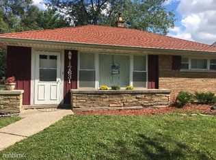 17631 Briar Ave, Homewood, IL 60430