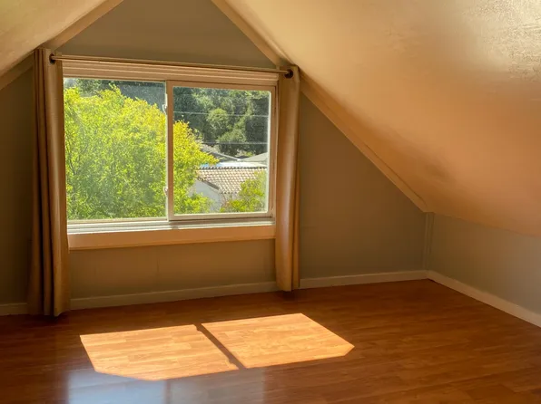 2151 Hanover St APT 5, Palo Alto, CA 94306