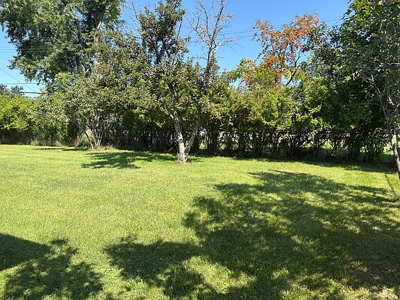 3rd image of 211 Princeton Ave