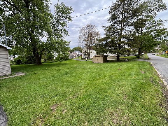 2nd image of 406 S Penn St