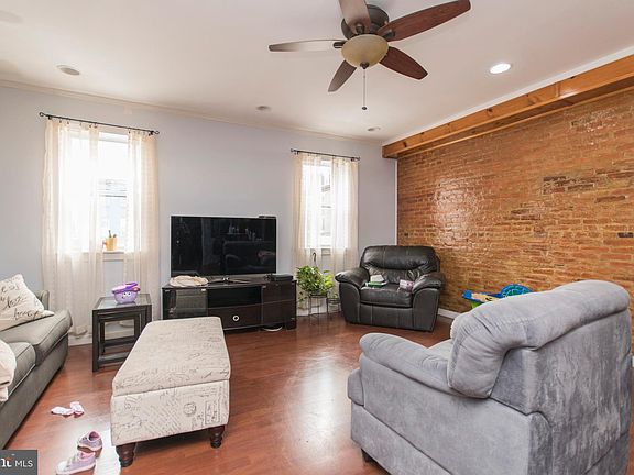 2nd image of 515 W Girard Ave #2