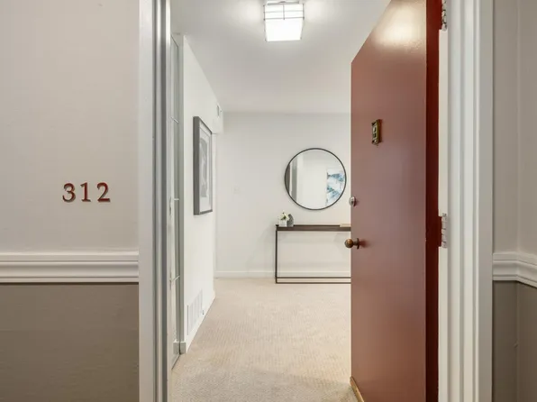 1101 Continentals Way APT 312, Belmont, CA 94002