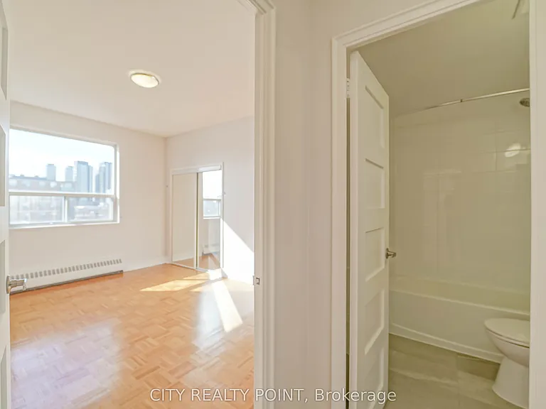 490 Eglinton Ave E #201 — Photo 8