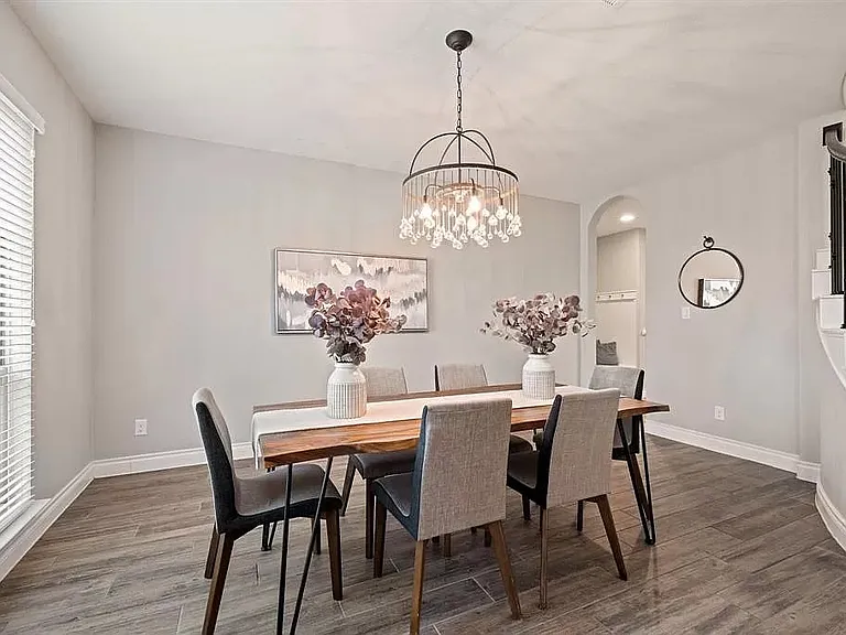 2037 Judge Fisk Ct — Photo 3