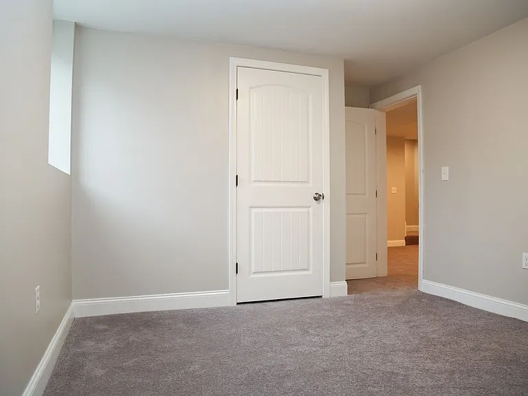 517 Admiral St — Photo 24
