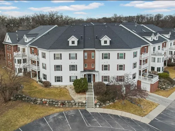 10 Kings Mill Cir Unit 109, Madison, WI 53718