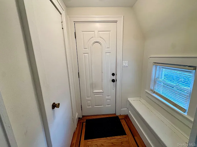 1 Allen St #1 — Photo 7