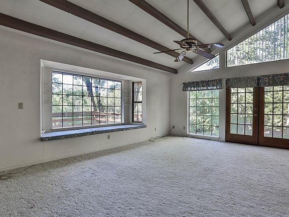 4th image of 3510 Rosebud Dr
