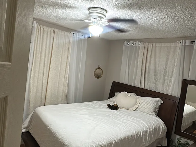2714 Lakewood Ln — Photo 9
