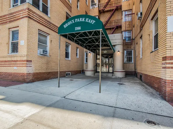 2166 Bronx Park East 1G image 12 of 13
