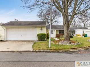 284 Tabor Rd #B, Monroe Township, NJ 08831