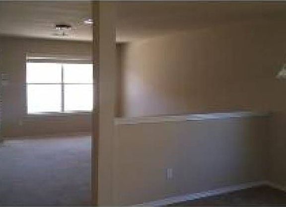 2nd image of 705 N Cascades Ave APT 1