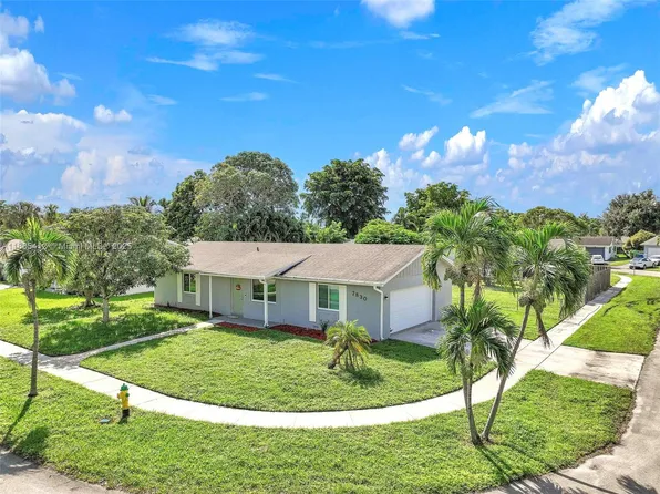 7830 NW 47th St, Lauderhill, FL 33351