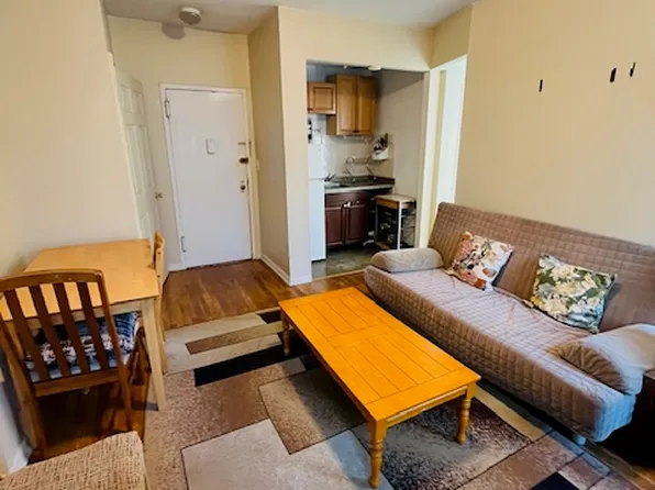 1066 2nd Avenue image 1 of 6