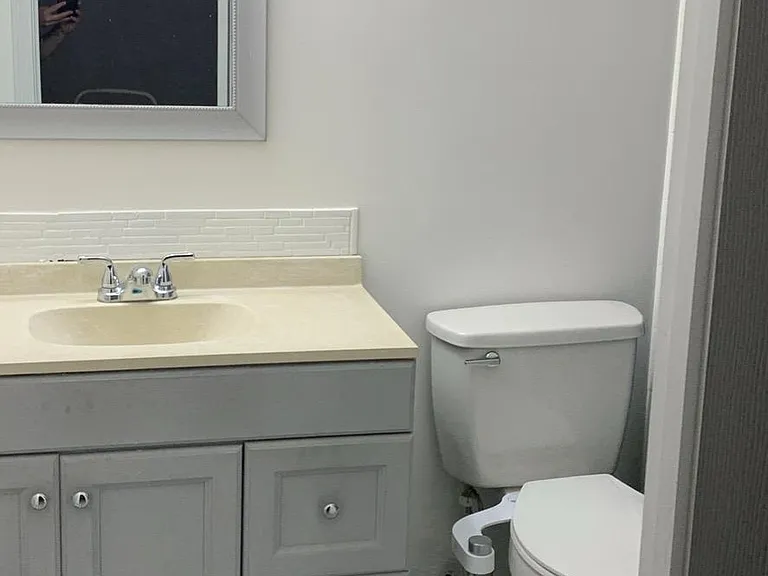 107 Caesar Dr — Photo 16
