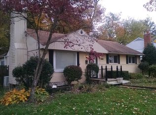 10019 Montauk Ave, Bethesda, MD 20817