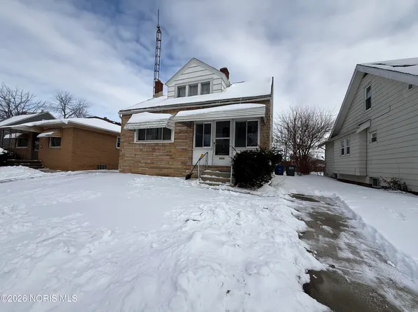 4352 Packard Rd, Toledo, OH 43612