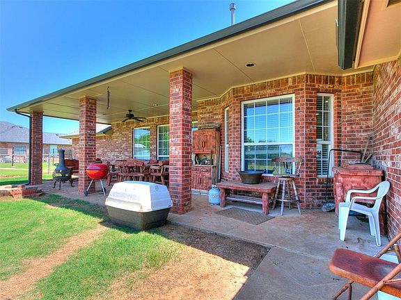 4th image of 9315 Fendrych Dr