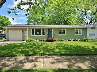 318 S Lincoln Ave, Three Rivers, MI 49093