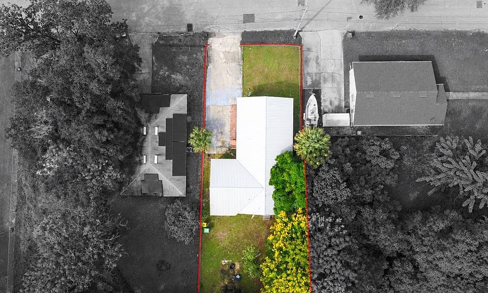 46th image of 311 S THOMPSON AVENUE