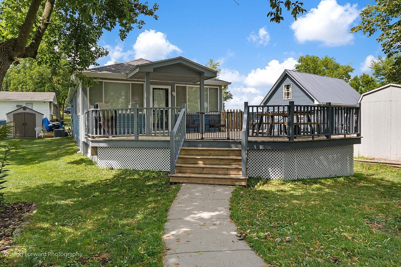 4405 Orchard DRIVE, Delavan, WI 53115 Zillow