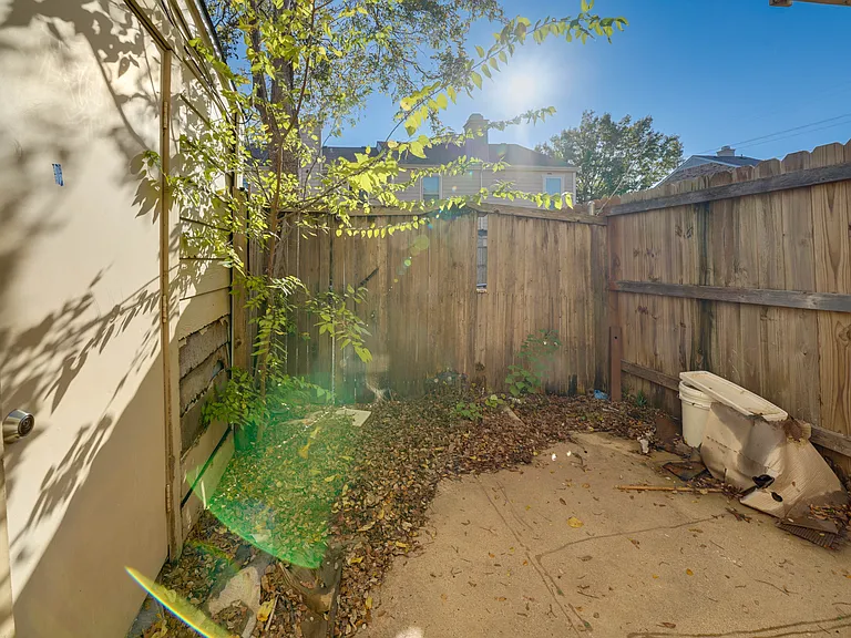 633 Carriagehouse Ln #I3 — Photo 12