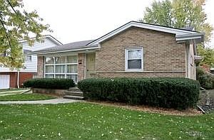 1st image of 406 E 31st St