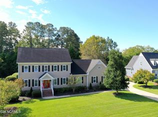 208 Summit Dr, Whiteville, NC 28472