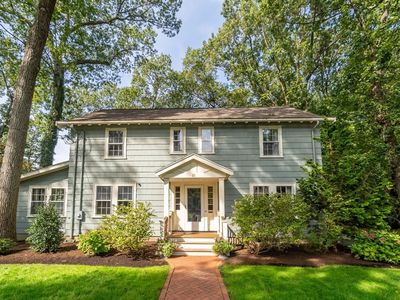 31 Wilde Rd, Newton, MA, 02468