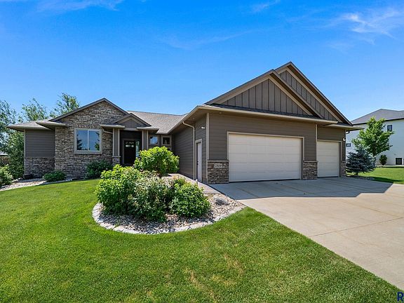 3rd image of 7309 E Donnelly Dr