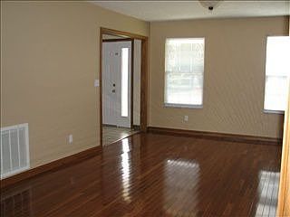 4th image of 116 Private Drive 10461