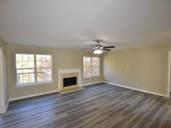 5th image of 4330 Fox Den Dr