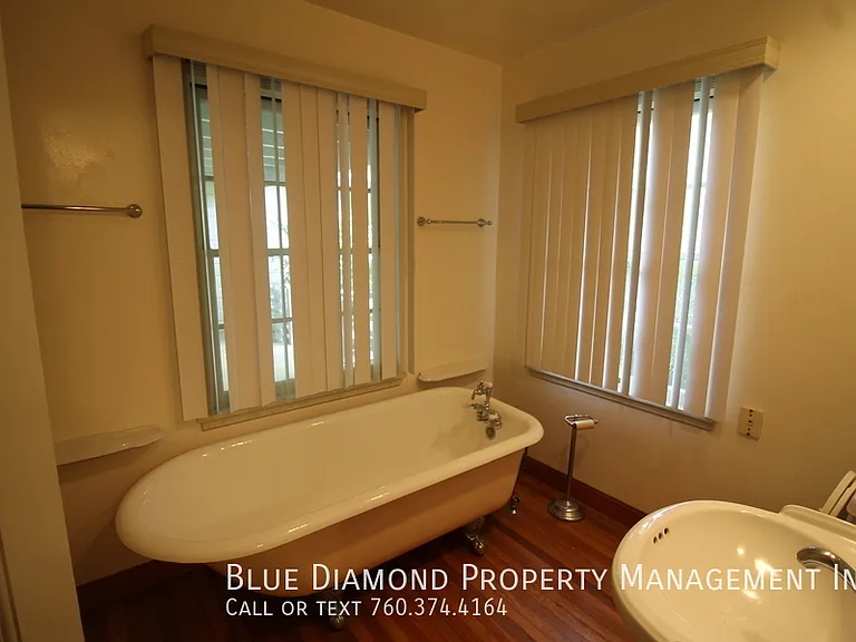 3405 Garfield St — Photo 9