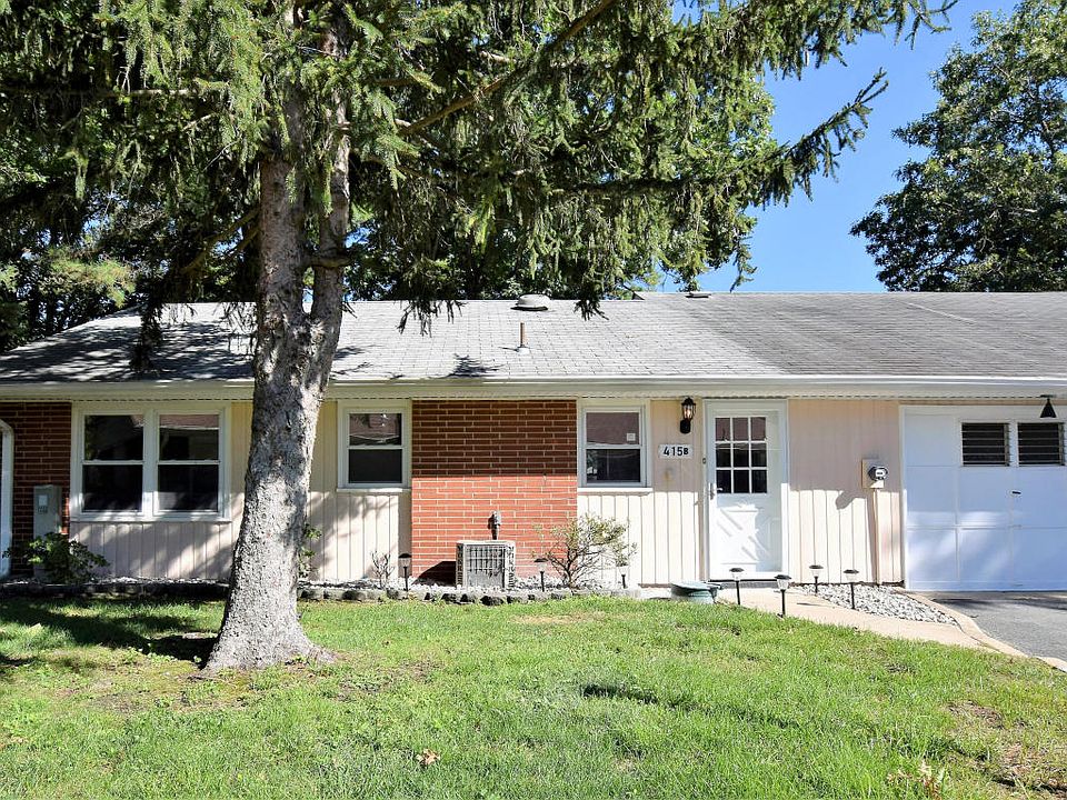 1st image of 415 Chatham Ct #100B