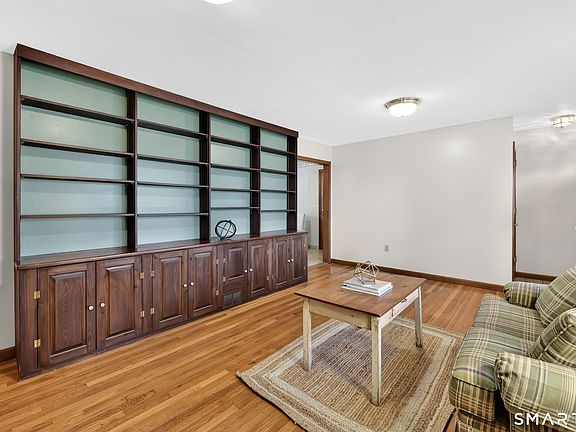 5th image of 15 Johnson Road